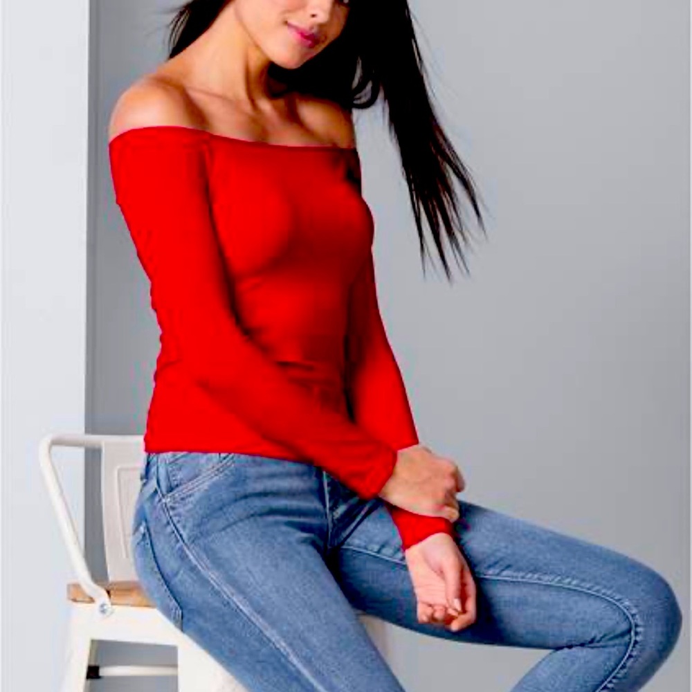 Eloquii nylon spandex top gorgeous red for the holidays and beyond…